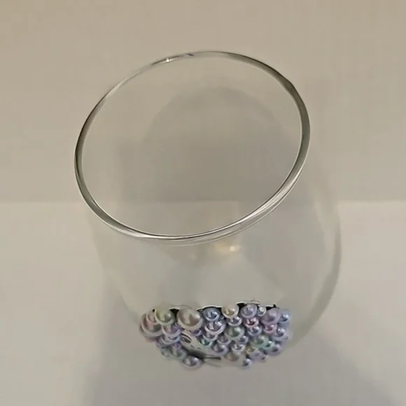 Hand blinged wine glass - Picture 3 of 4